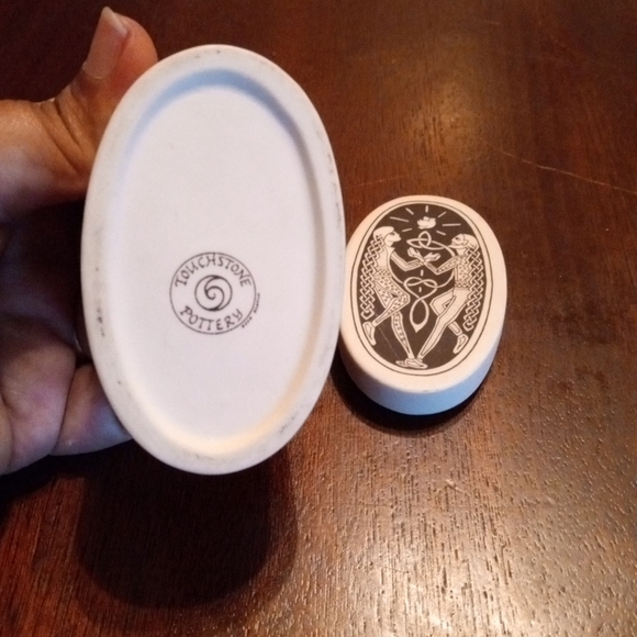 Touchstone Pottery 3" Hieroglyphic Trinket Box - Picture 4 of 5